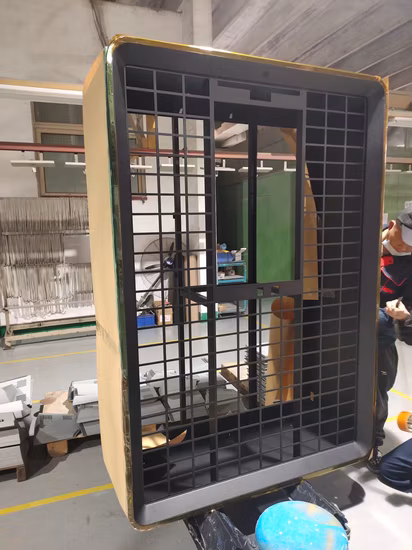 Pièces de remorque de remorquage d'attelage d'extrusion d'estampage de soudage de Fabrication métallique OEM/ODM fabriquées en usine